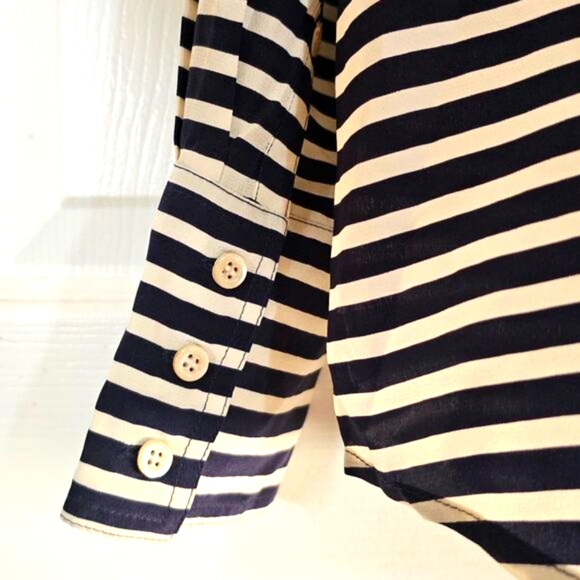 J. Crew Womens The Boy Shirt 8 100% Silk Navy Cream Stripe Pockets Button Blouse - Picture 9 of 10